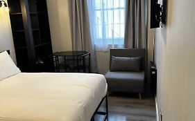 Fb2-Fantastic Basement Studio Good For 3 Near Hyde Park